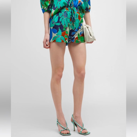 Cult Gaia Short Botanic Aqua print Large NWT